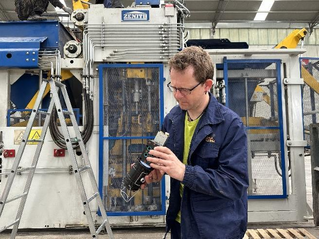 服务质量万里行∣K8凯发德国策尼特公司服务经理回访山西老客户